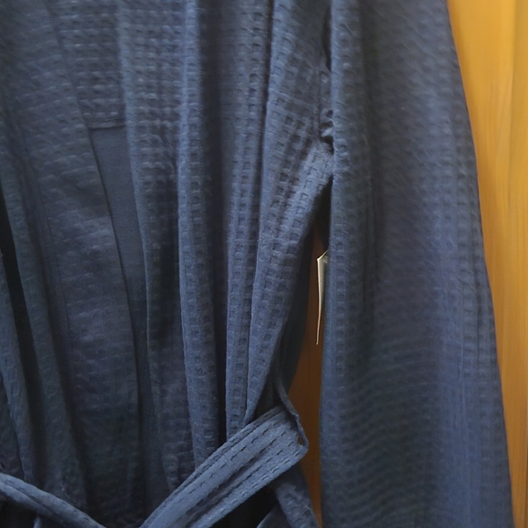 Men's Robe - Picture 5 of 5